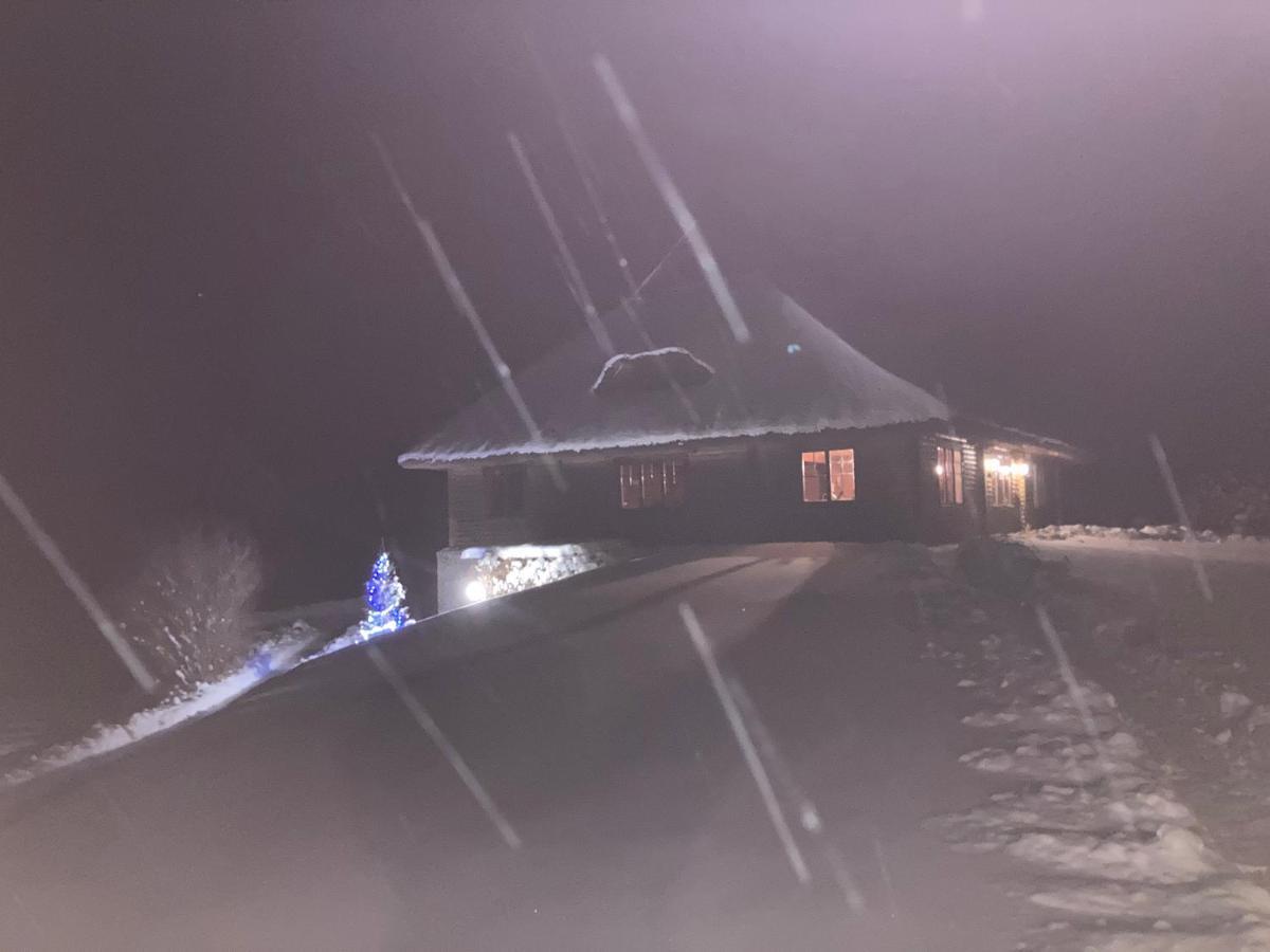 Mezupes Pension Tūja Buitenkant foto
