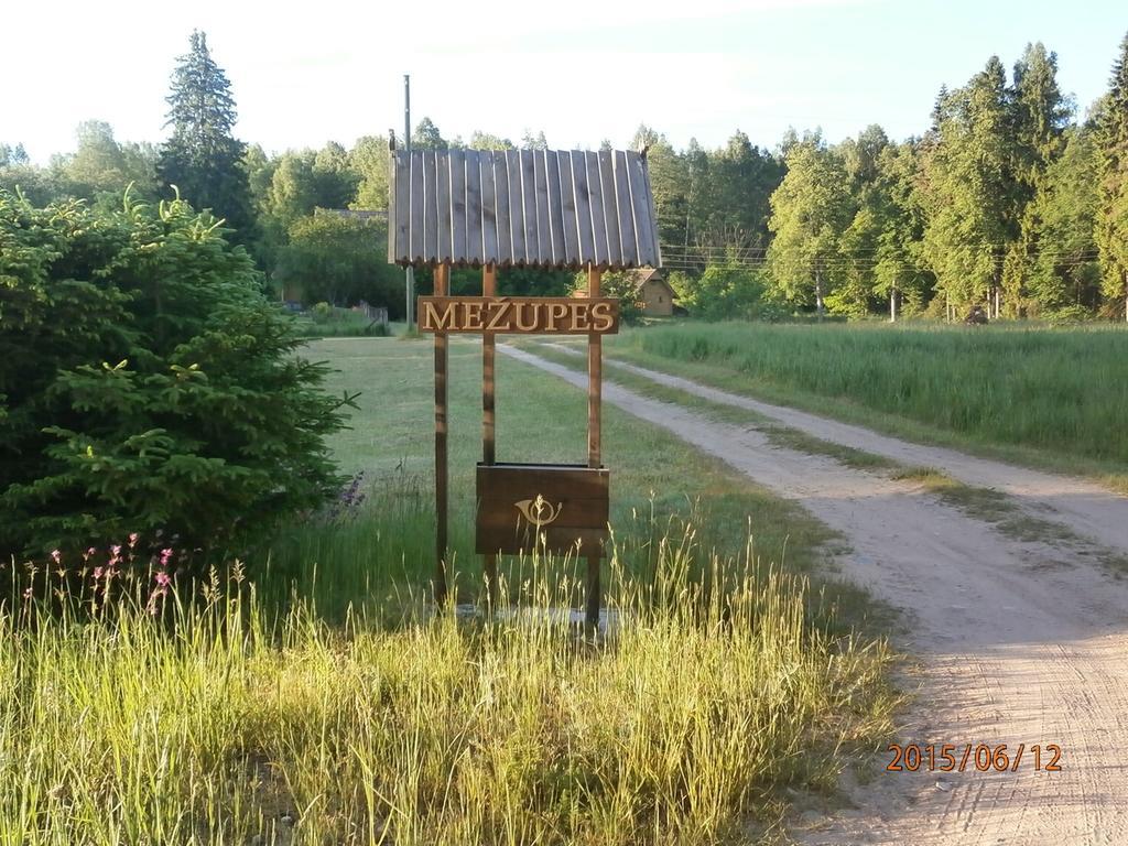 Mezupes Pension Tūja Buitenkant foto