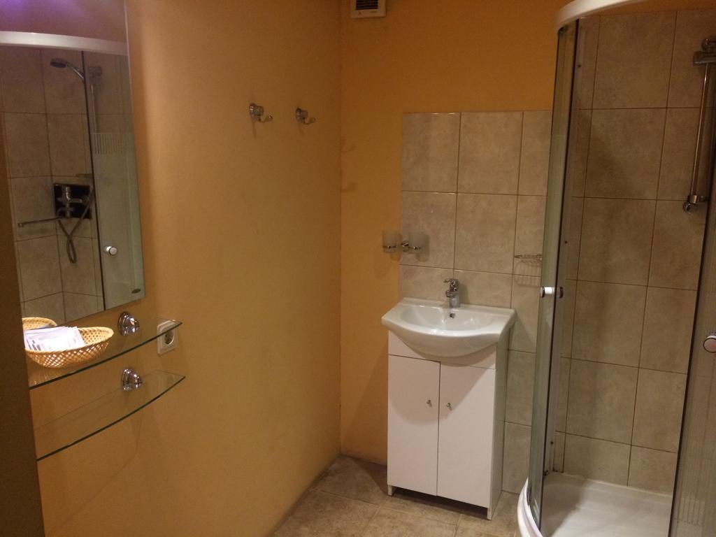 Mezupes Pension Tūja Buitenkant foto